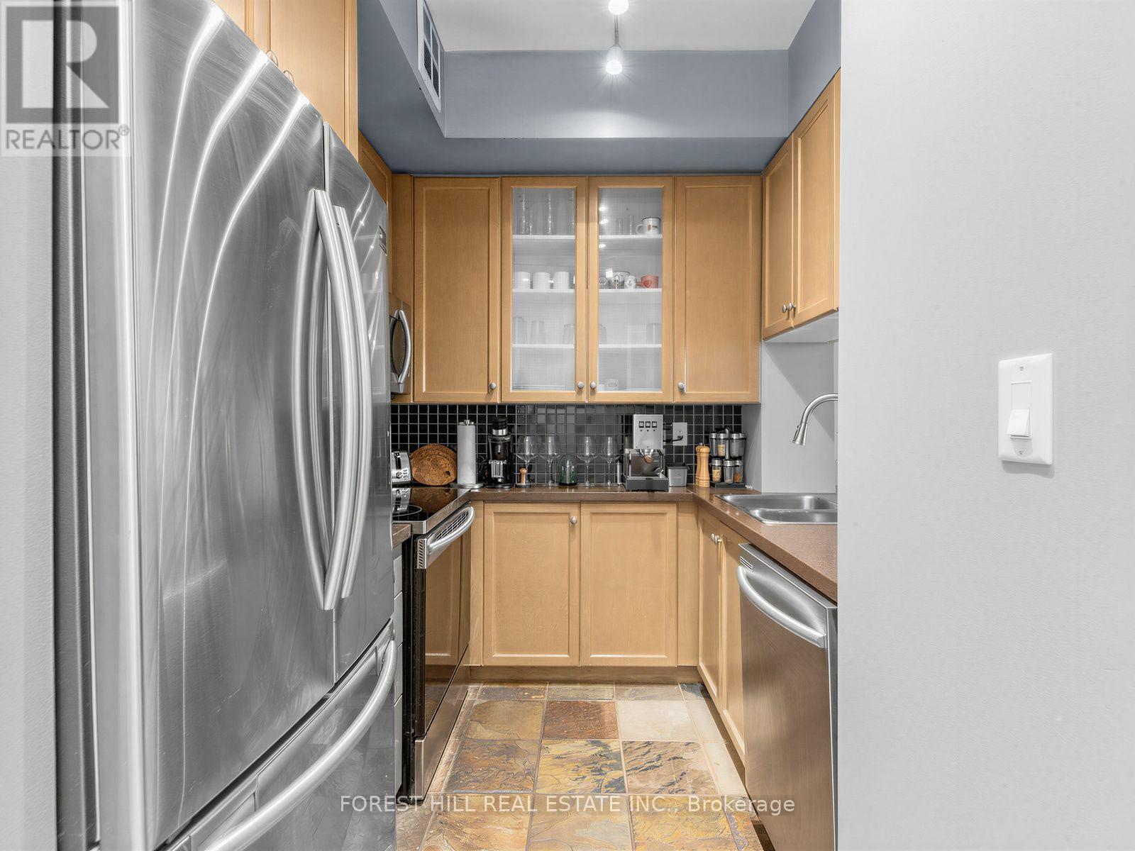 804 - 70 Alexander Street, Toronto, Ontario  M4Y 3B6 - Photo 12 - C13597202