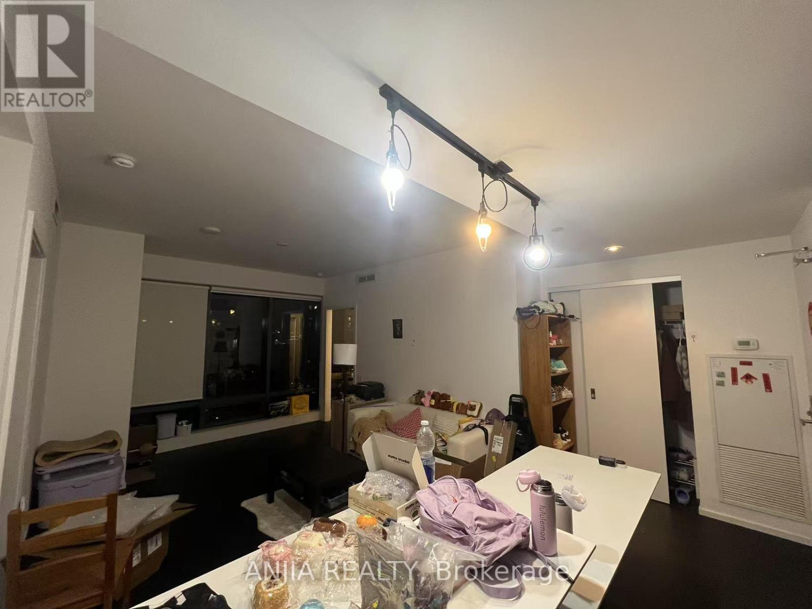 1107 - 5 ST.JOSEPH STREET, Toronto, Ontario