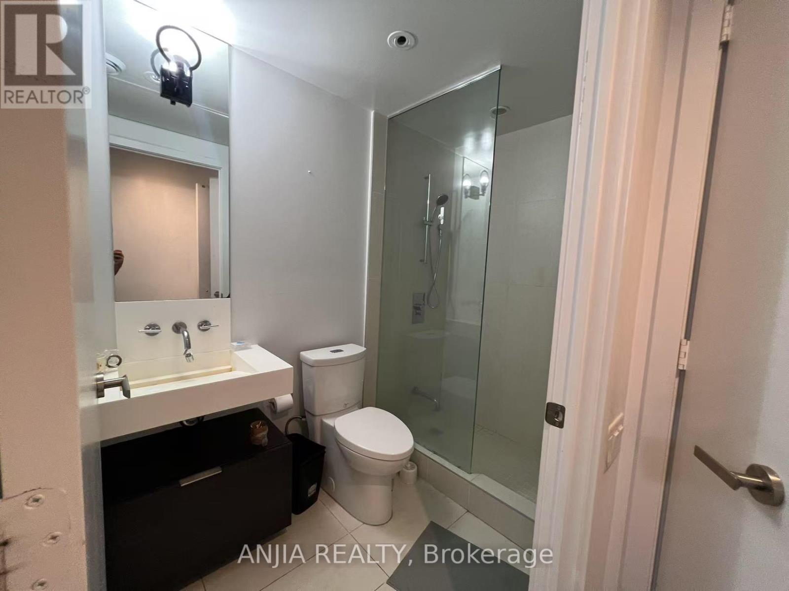 1107 - 5 St.joseph Street, Toronto, Ontario  M4Y 0B6 - Photo 6 - C13597244