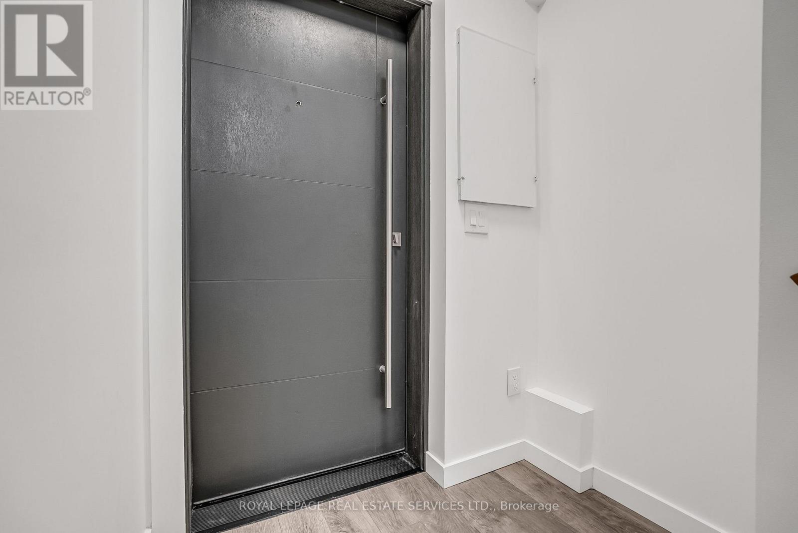 C - 439 Winona Drive, Toronto, Ontario  M6C 3T4 - Photo 6 - C13597268