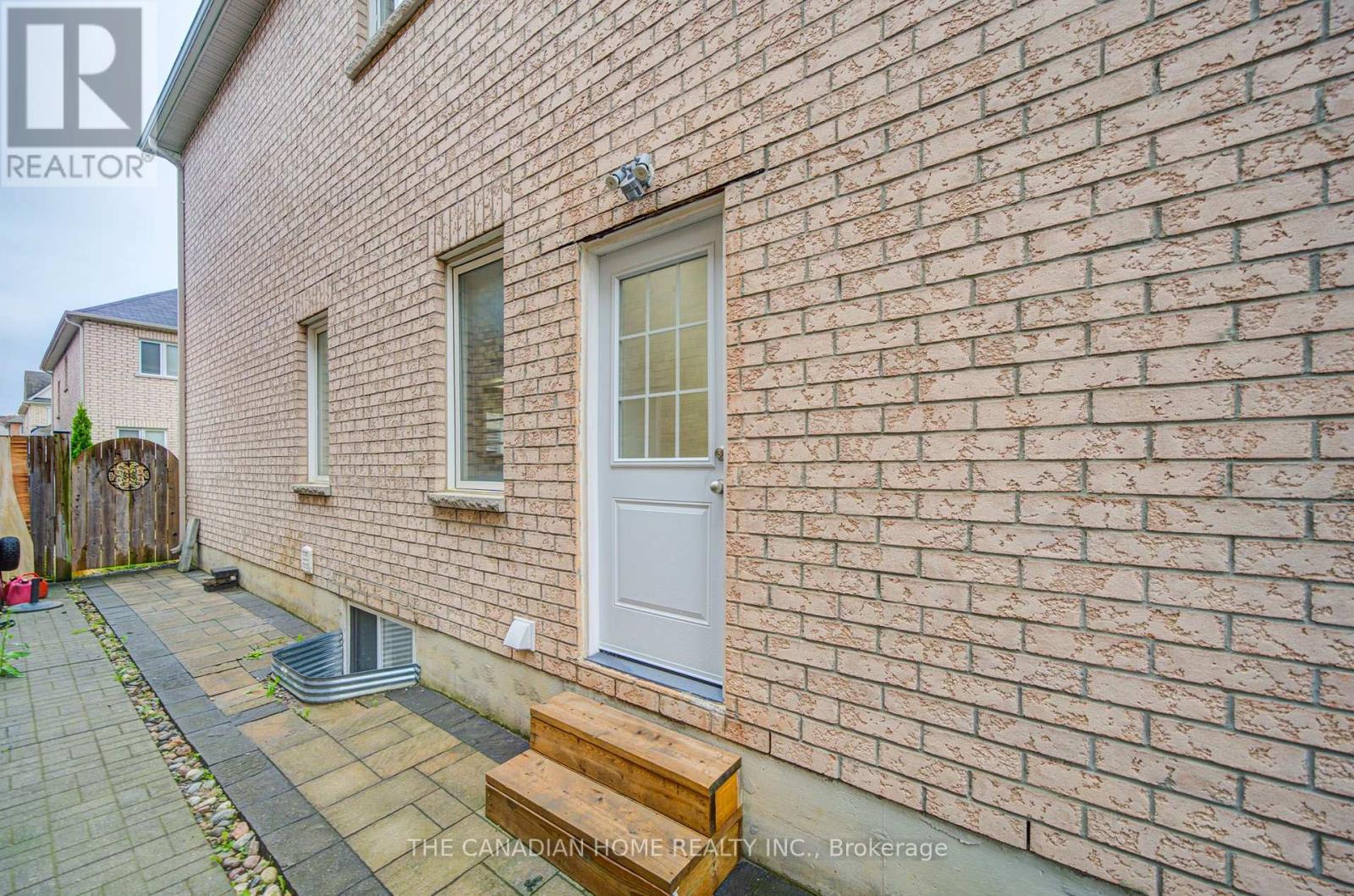1599 Brandy Court, Pickering, Ontario  L1X 0C8 - Photo 46 - E13597216