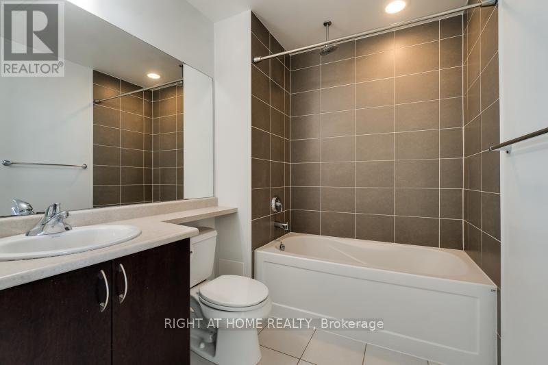 2702 - 223 Webb Drive, Mississauga, Ontario  L5B 0E8 - Photo 17 - W13597222