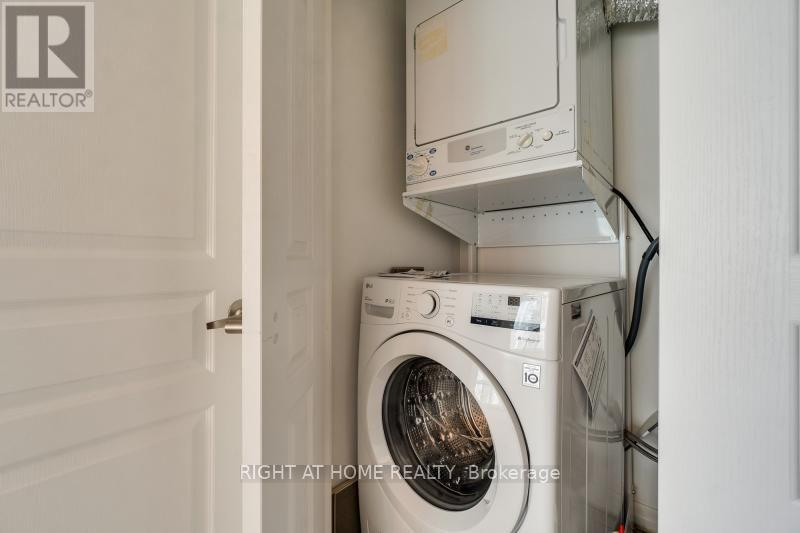 2702 - 223 Webb Drive, Mississauga, Ontario  L5B 0E8 - Photo 18 - W13597222
