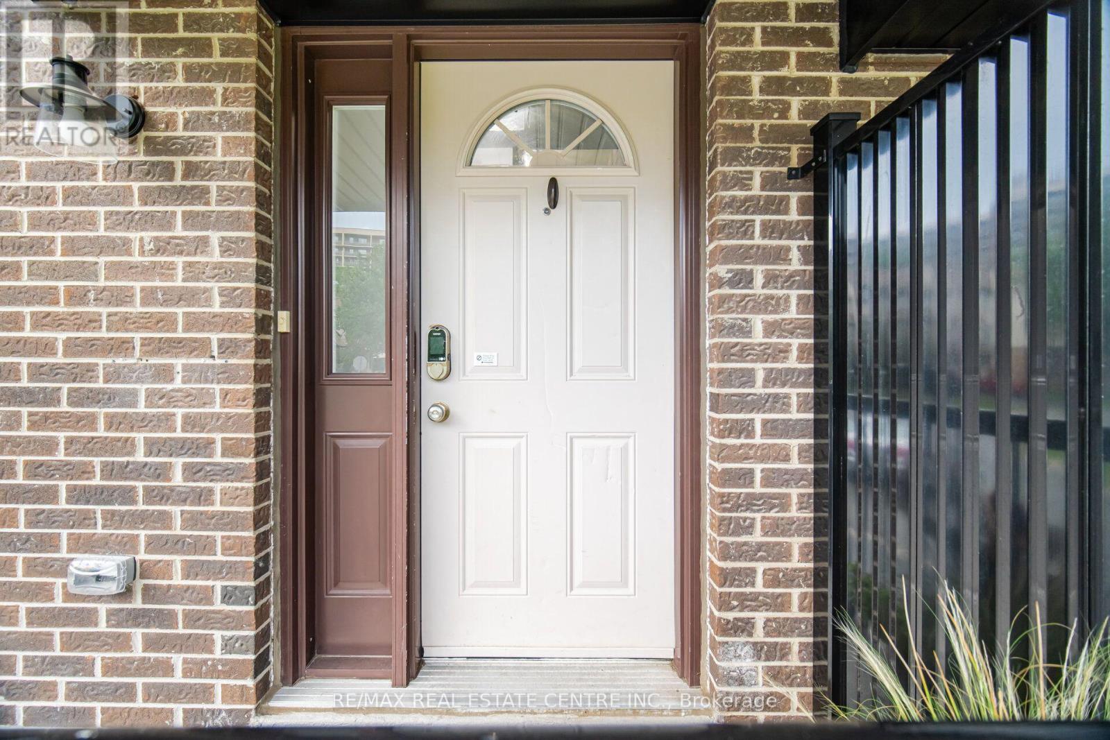 15 - 6780 Formentera Avenue, Mississauga, Ontario  L5N 2L1 - Photo 6 - W13597282