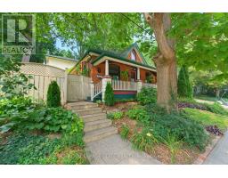 109 VICTORIA STREET, Hamilton, Ontario