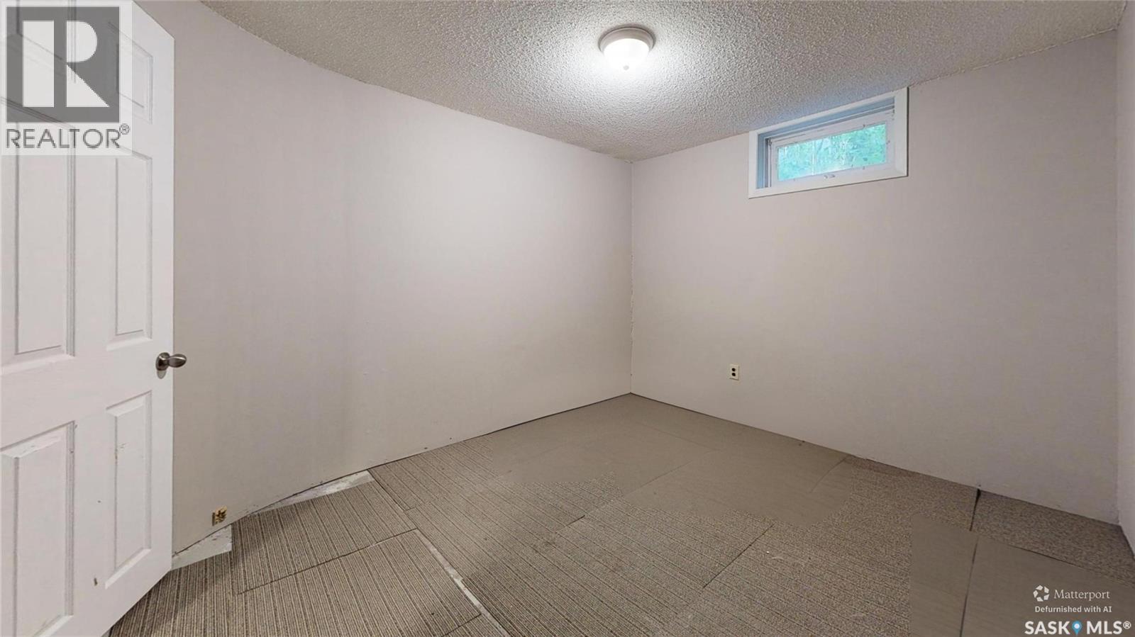 6 Higgins Bay, Regina, Saskatchewan  S4R 6B6 - Photo 39 - SK043411