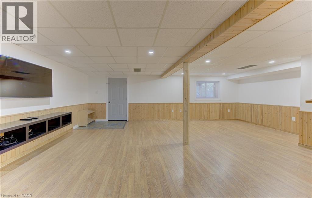 55 Southwood Drive, Kitchener, Ontario  N2E 2E6 - Photo 39 - 40839726