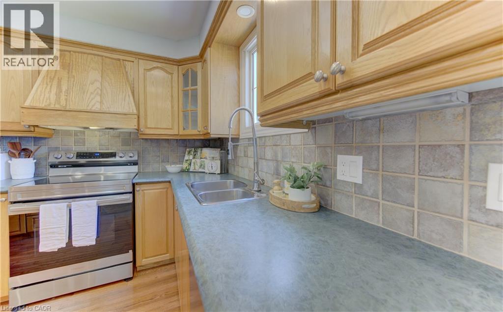 55 Southwood Drive, Kitchener, Ontario  N2E 2E6 - Photo 10 - 40839726