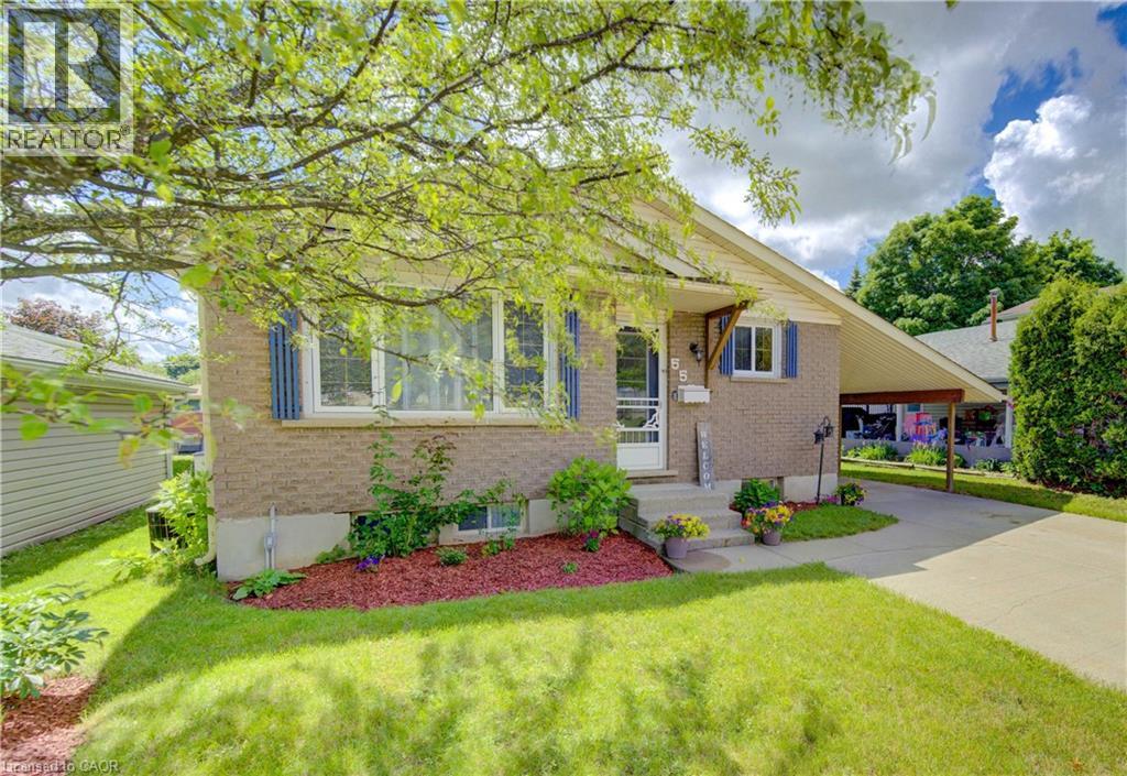 55 Southwood Drive, Kitchener, Ontario  N2E 2E6 - Photo 6 - 40839726