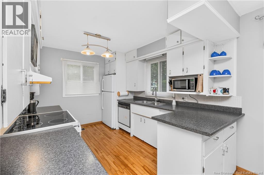 99 Summit Avenue, Sussex, New Brunswick E4E 1A7 - Photo 7 - NB144555