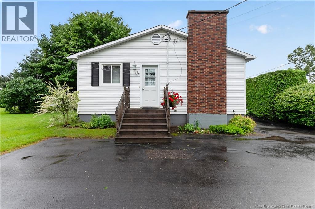 99 Summit Avenue, Sussex, New Brunswick E4E 1A7 - Photo 4 - NB144555