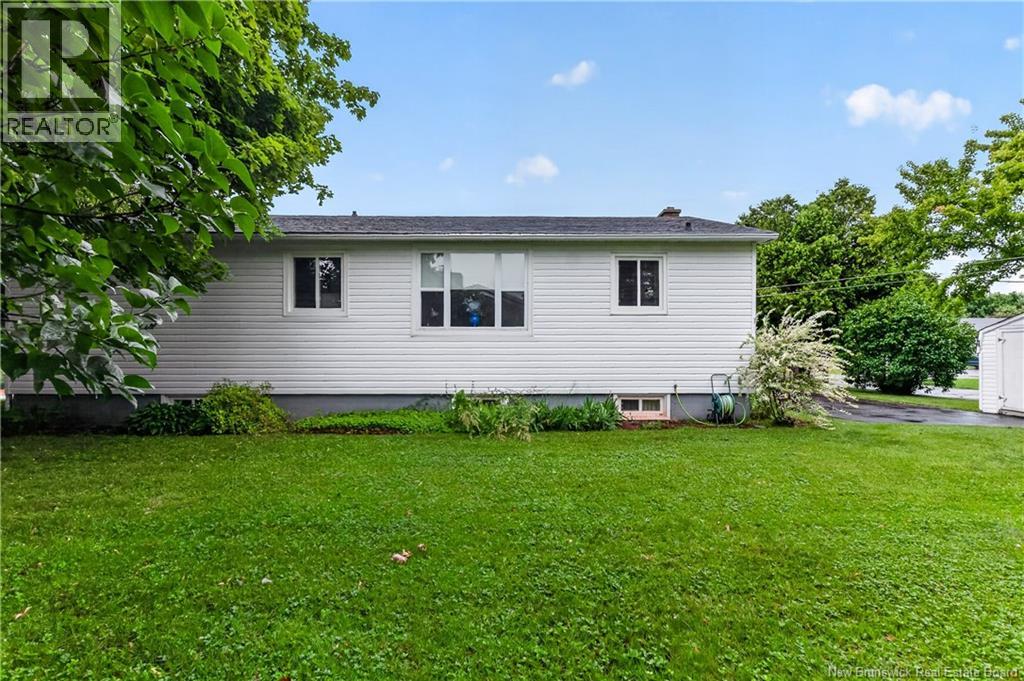 99 Summit Avenue, Sussex, New Brunswick E4E 1A7 - Photo 48 - NB144555