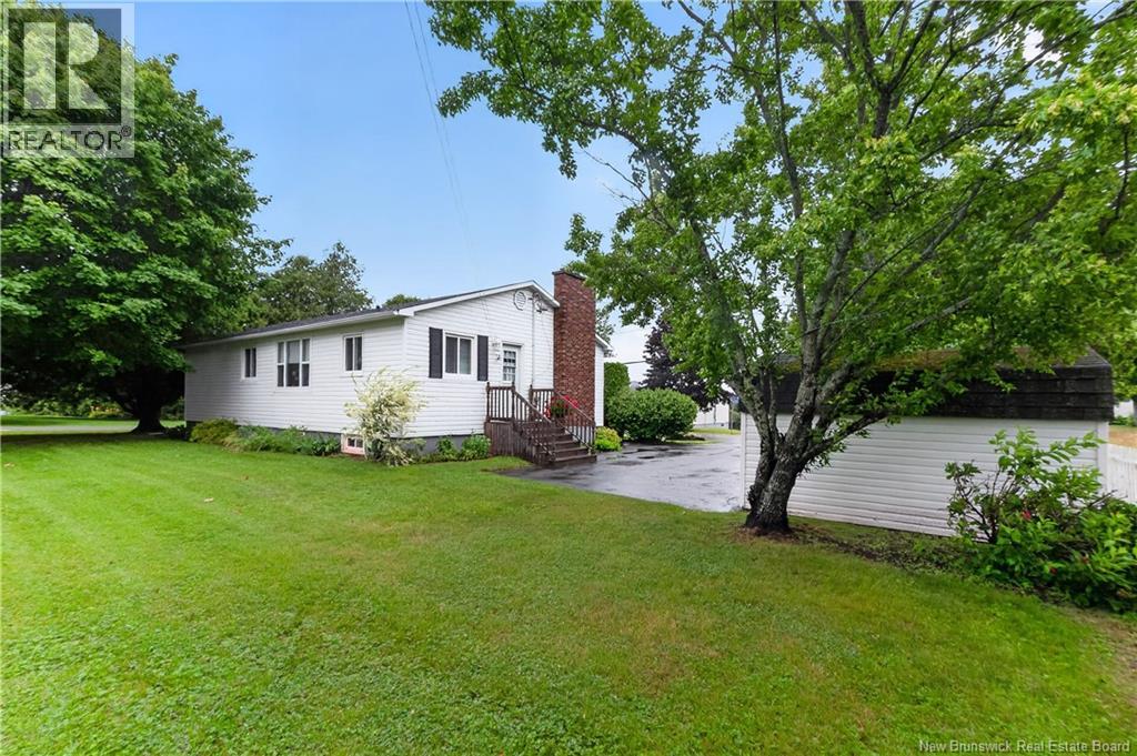 99 Summit Avenue, Sussex, New Brunswick E4E 1A7 - Photo 49 - NB144555
