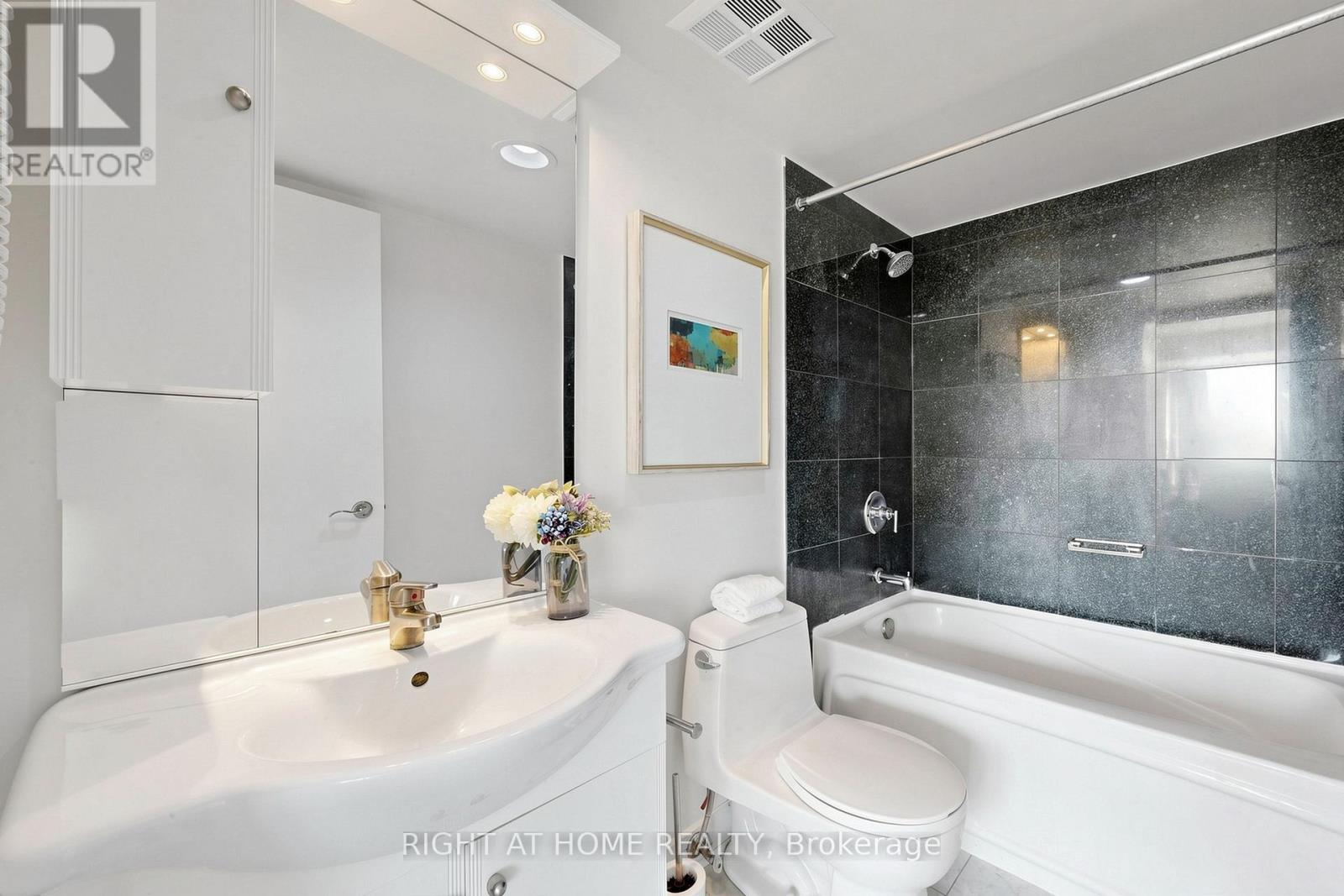 2308 - 18 Harrison Garden Boulevard, Toronto, Ontario  M2N 7J7 - Photo 21 - C13517704