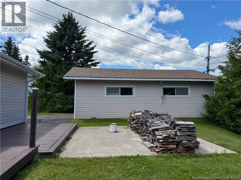 228 Foulem, Beresford, New Brunswick  E8K 1N3 - Photo 11 - NB144417