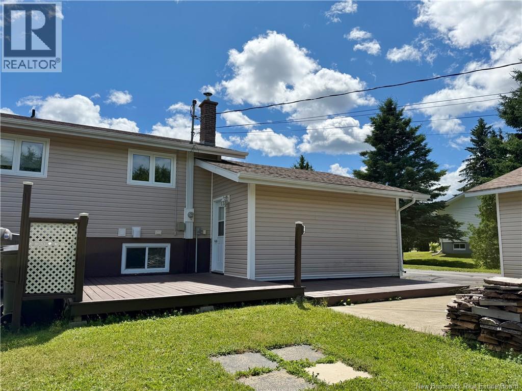 228 Foulem, Beresford, New Brunswick  E8K 1N3 - Photo 9 - NB144417