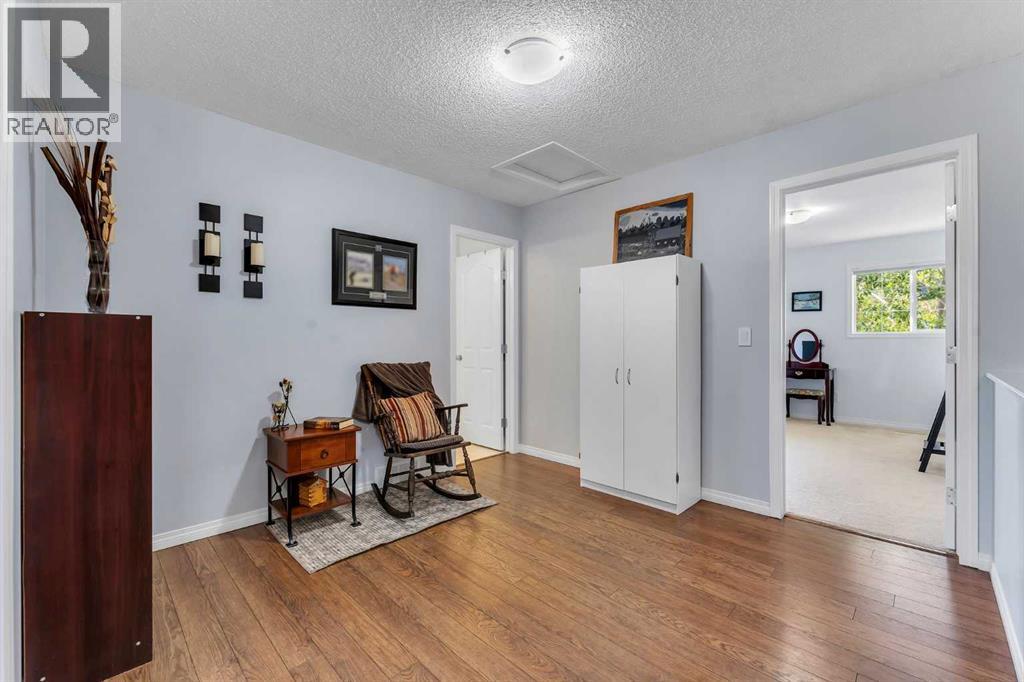 6, 156 Canoe Drive SW, Airdrie, Alberta  T4B 2Z3 - Photo 15 - A2331253
