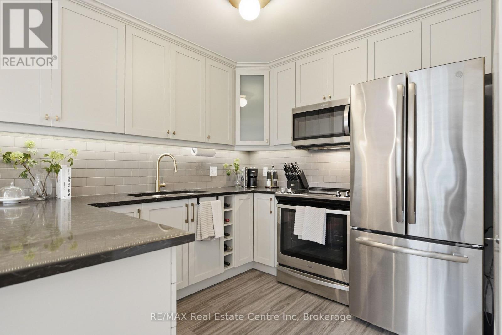 310 - 19 Stumpf Street, Centre Wellington, Ontario N0B 1S0 - Photo 7 - X13597410