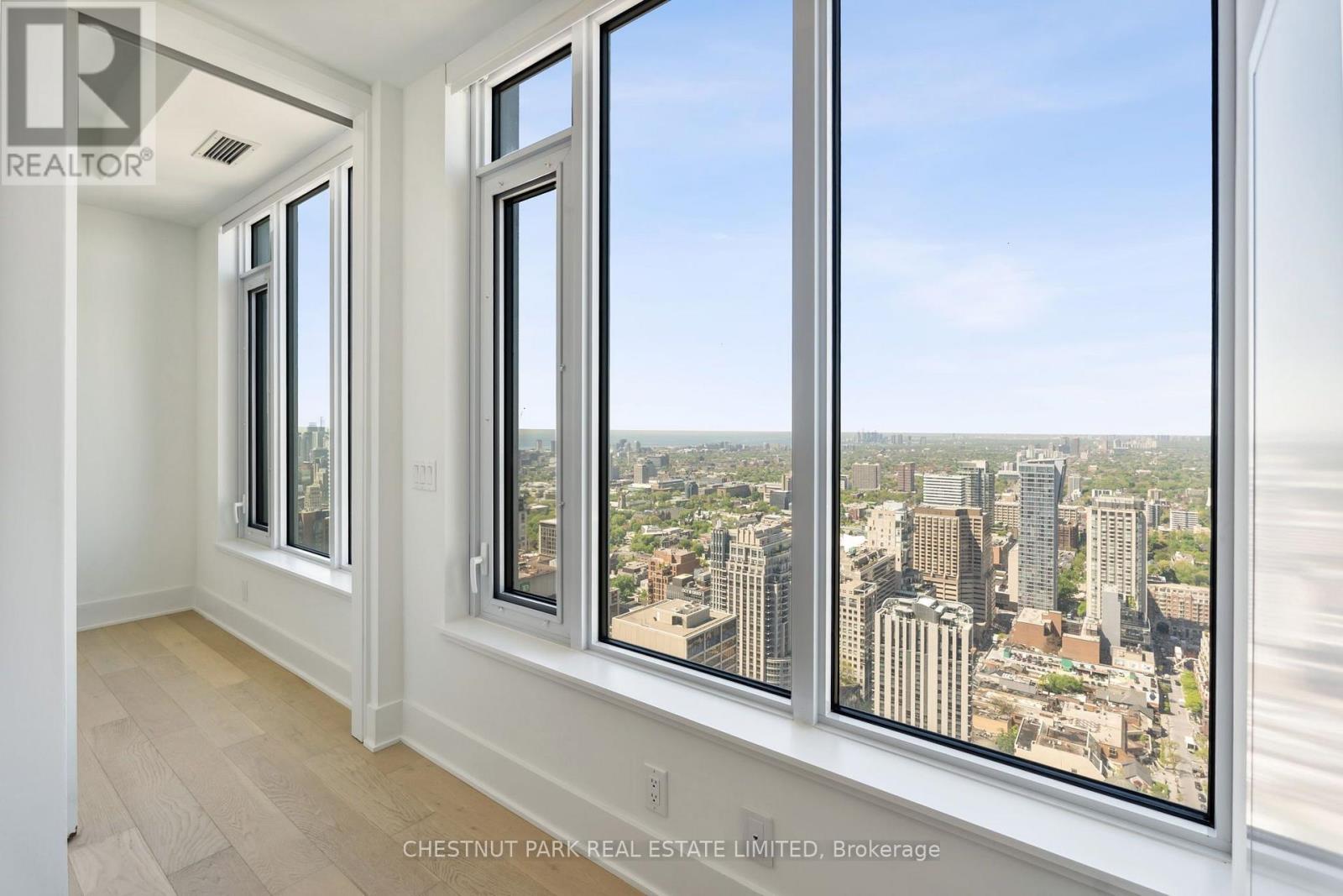 4302 - 11 Yorkville Avenue, Toronto, Ontario  M4W 1L2 - Photo 15 - C13597348