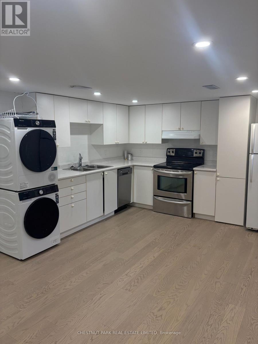 BASEMENT - 150 CODSELL AVENUE, Toronto (Bathurst Manor)