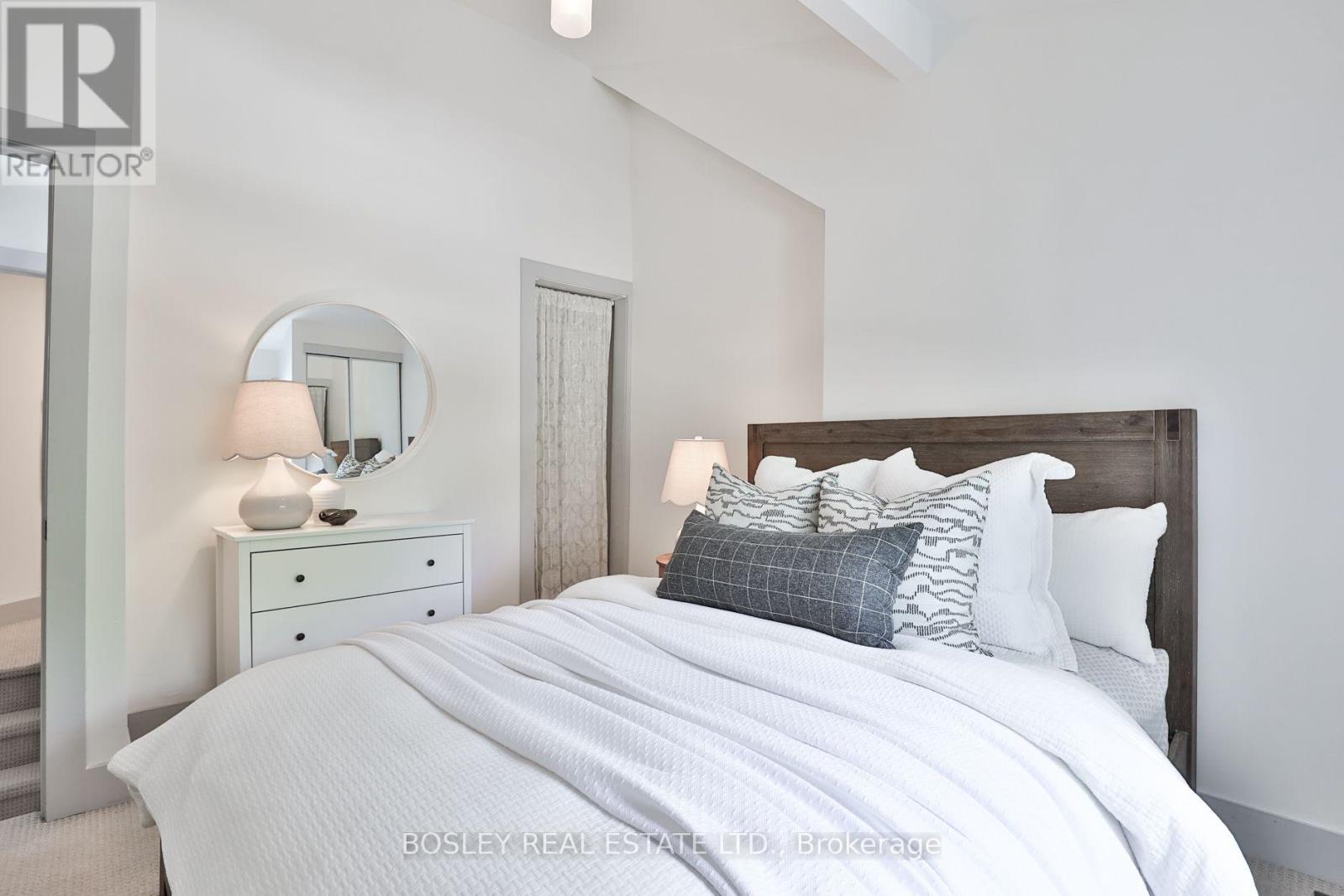 373 Sammon Avenue, Toronto, Ontario  M4J 2A6 - Photo 16 - E13597416