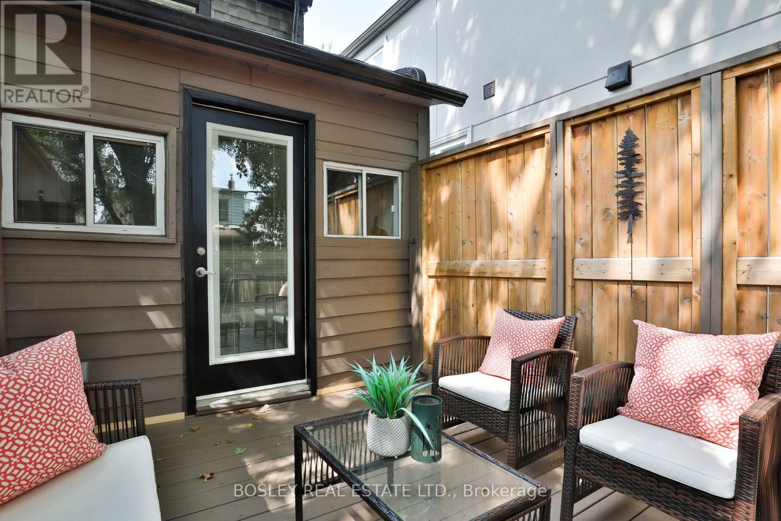 373 Sammon Avenue, Toronto, Ontario  M4J 2A6 - Photo 33 - E13597416