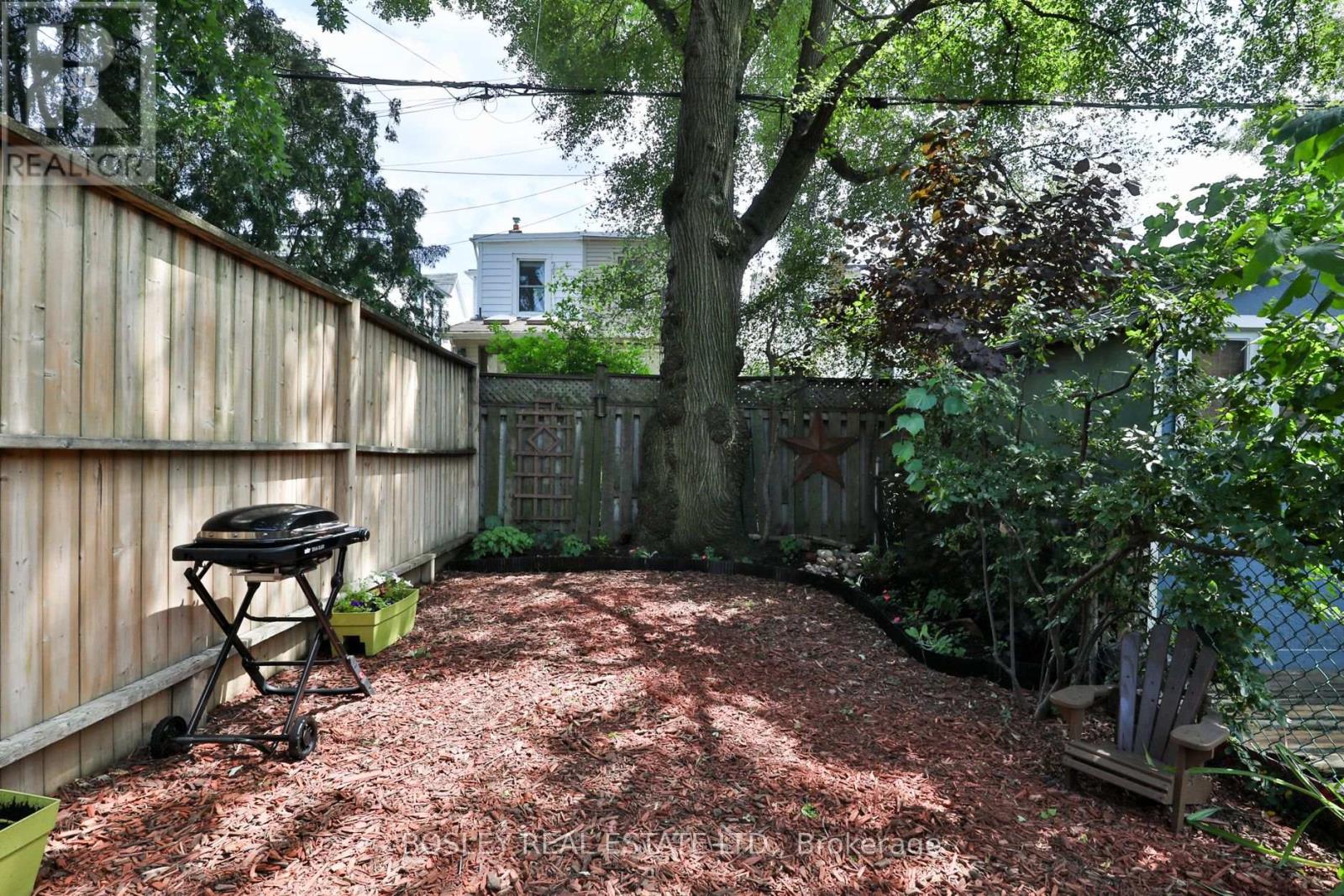 373 Sammon Avenue, Toronto, Ontario  M4J 2A6 - Photo 36 - E13597416
