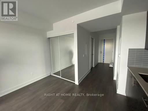 319 - 2550 Simcoe St N Street, Oshawa, Ontario  L1L 0R5 - Photo 3 - E13597486