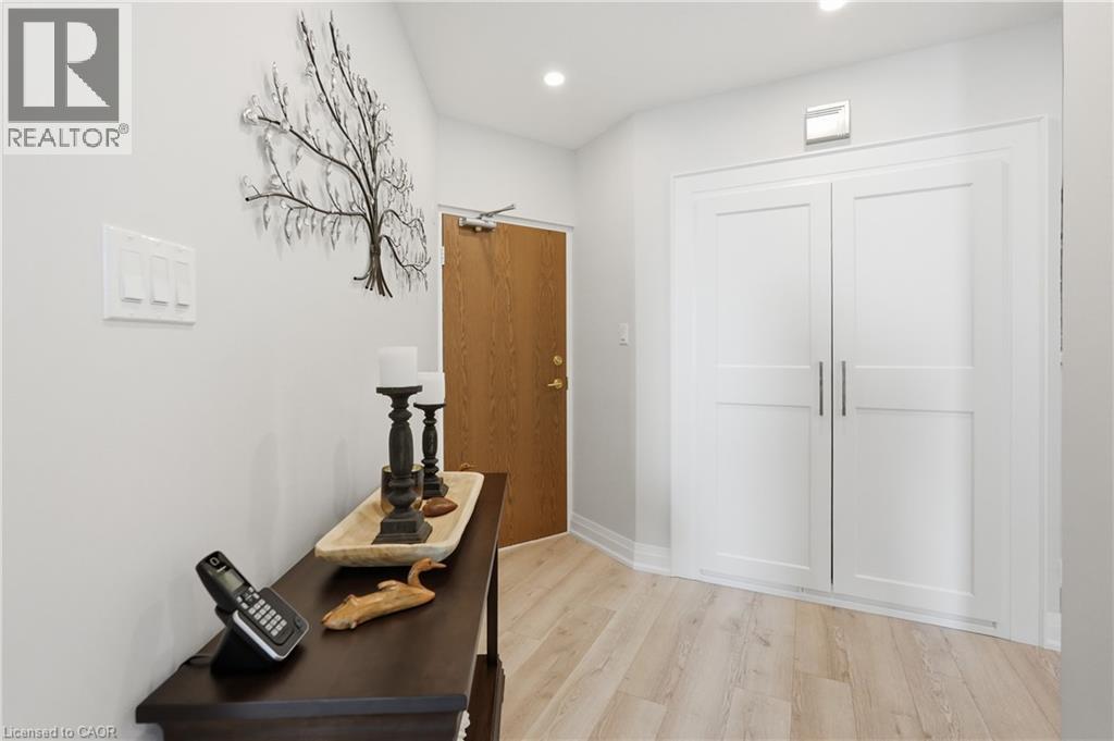 5250 Lakeshore Road Unit# 508, Burlington, Ontario  L7L 5L2 - Photo 3 - 40844903