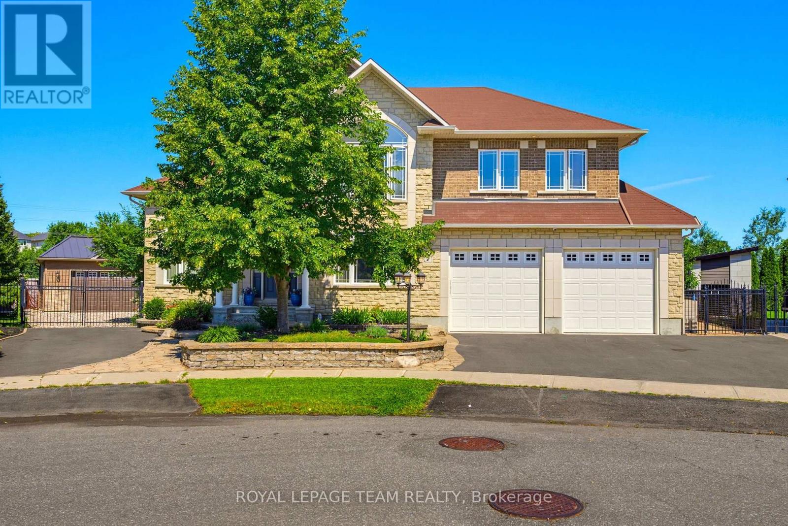 7 TRADEWINDS DRIVE, Ottawa, Ontario