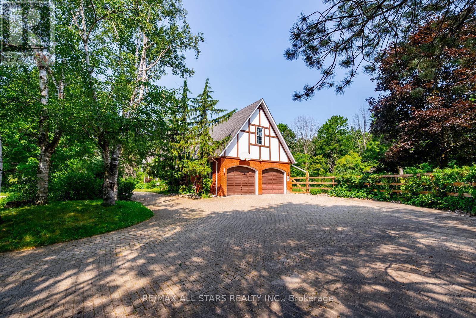 23 Forfardale Road, Whitchurch-Stouffville, Ontario  L4A 7X3 - Photo 9 - N13597384