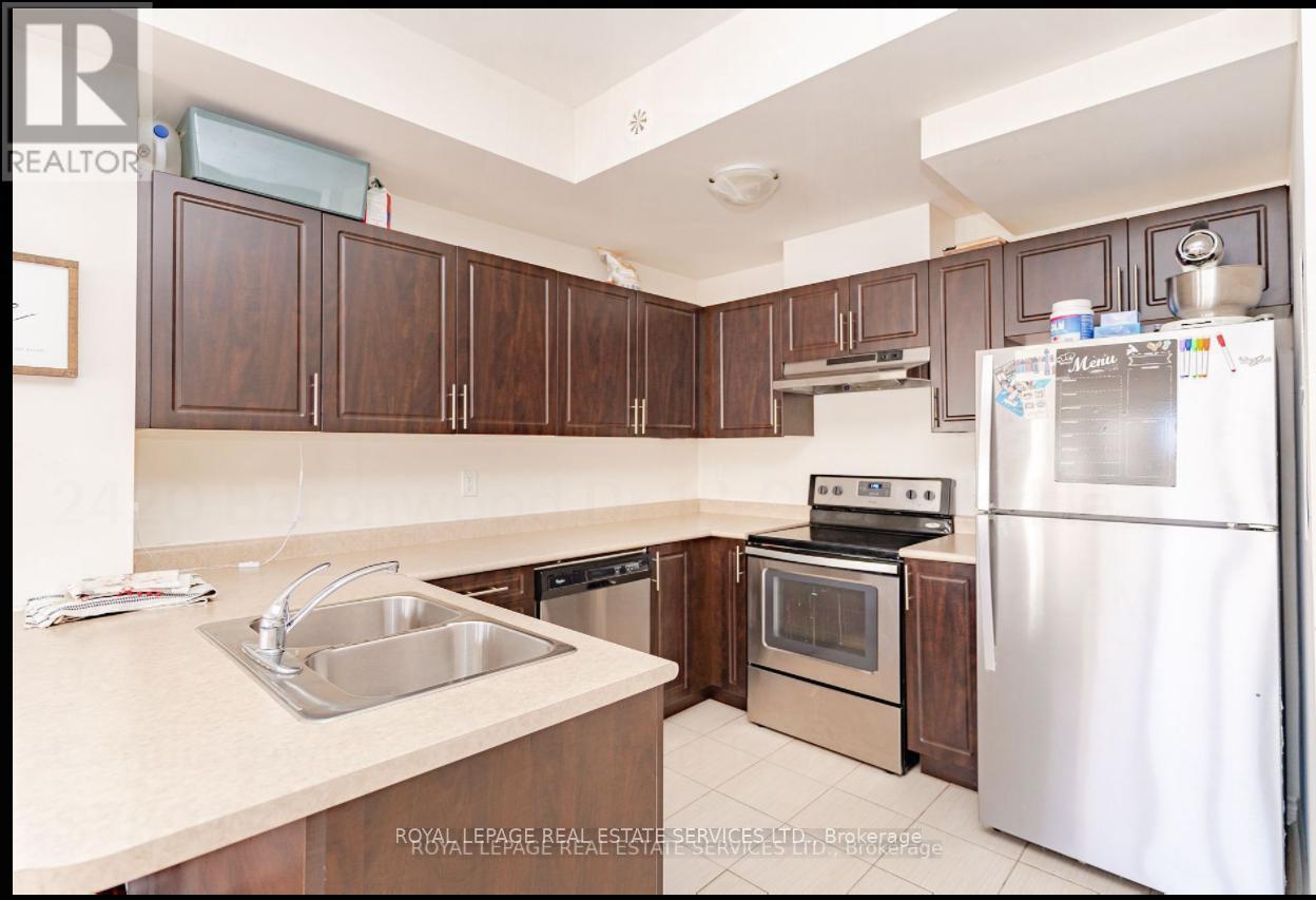 18-03 - 2420 Baronwood Drive, Oakville, Ontario  L6M 0J7 - Photo 12 - W13597400