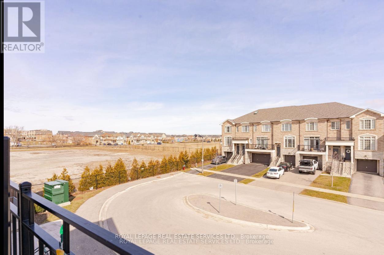 18-03 - 2420 Baronwood Drive, Oakville, Ontario  L6M 0J7 - Photo 17 - W13597400