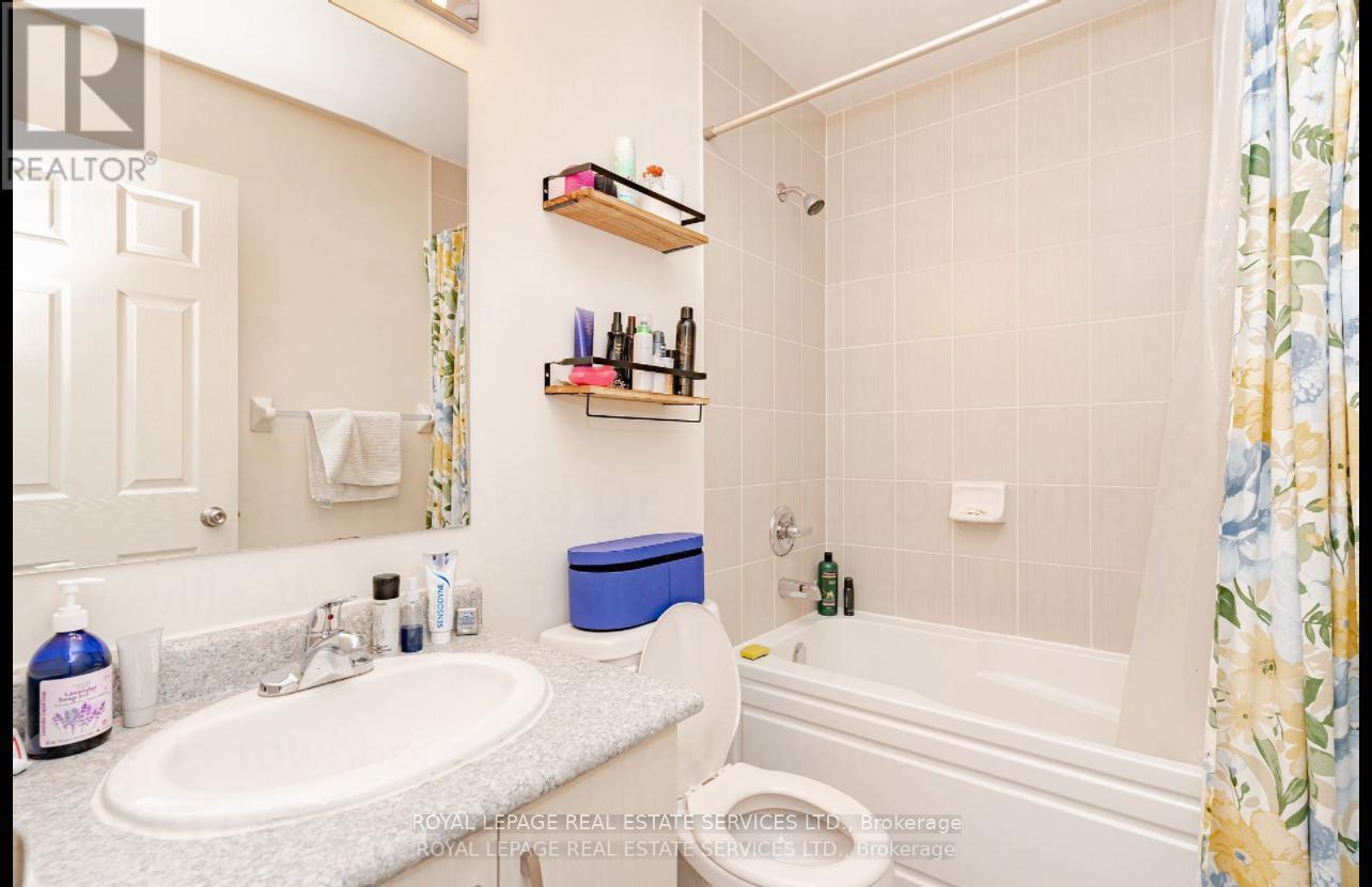 18-03 - 2420 Baronwood Drive, Oakville, Ontario  L6M 0J7 - Photo 24 - W13597400