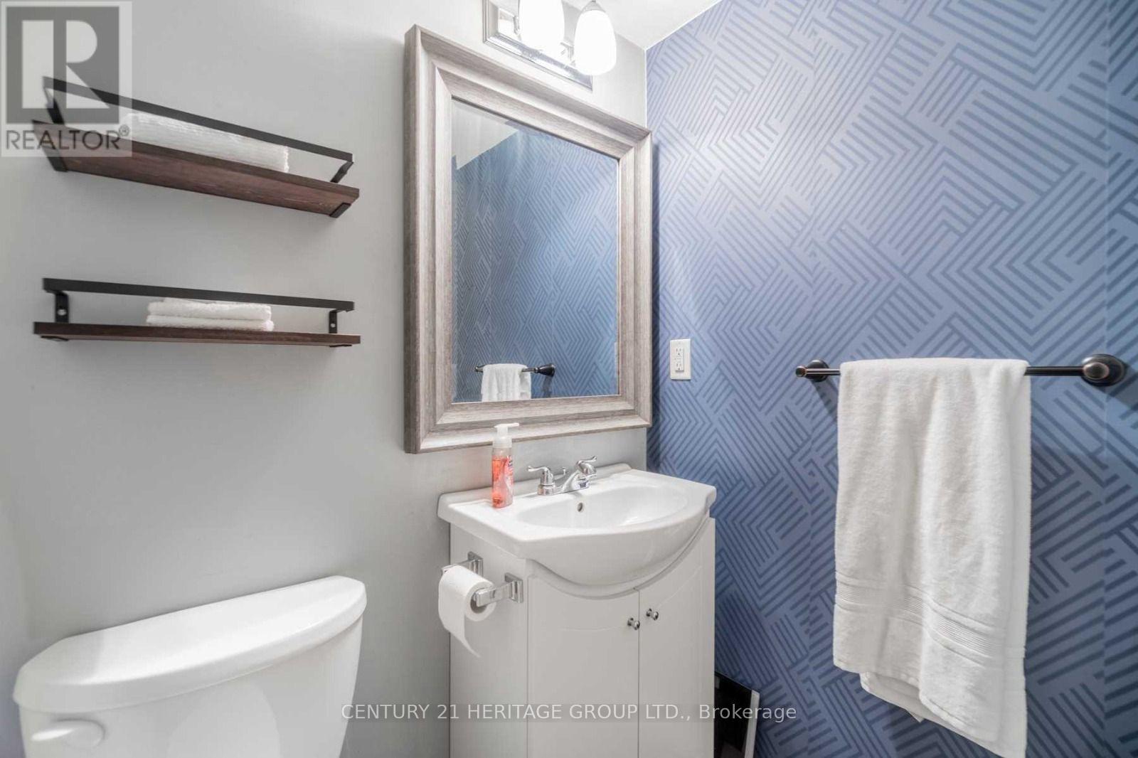 621- 812 Lansdowne Avenue, Toronto, Ontario  M6H 4K5 - Photo 14 - W13597466