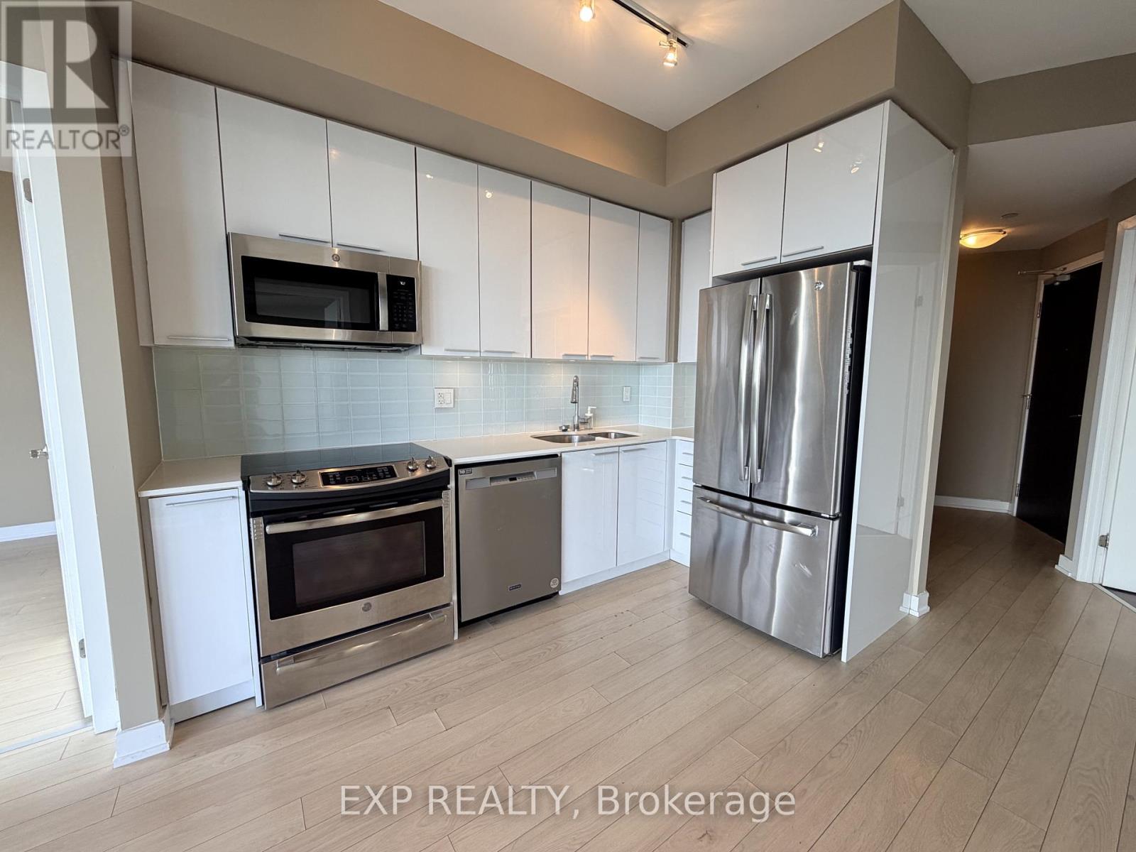 3104 - 10 Park Lawn Road, Toronto, Ontario  M8Y 3H8 - Photo 3 - W13597492