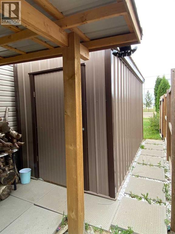 1708 2 Avenue E, Brooks, Alberta  T1R 1K3 - Photo 19 - A2331049