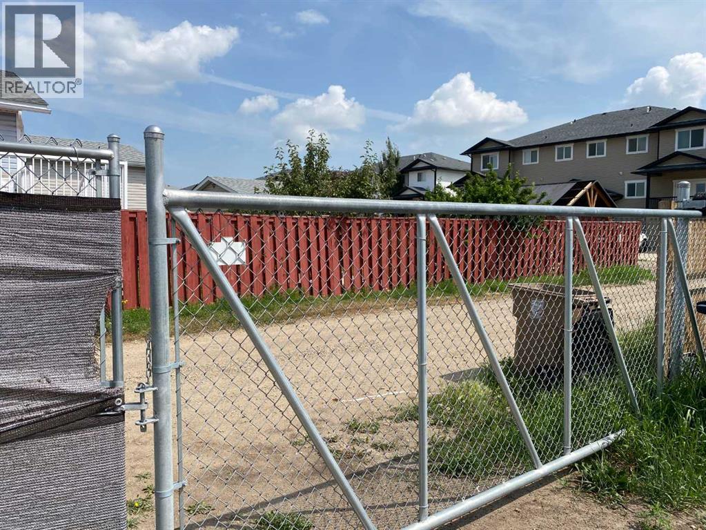1708 2 Avenue E, Brooks, Alberta  T1R 1K3 - Photo 22 - A2331049