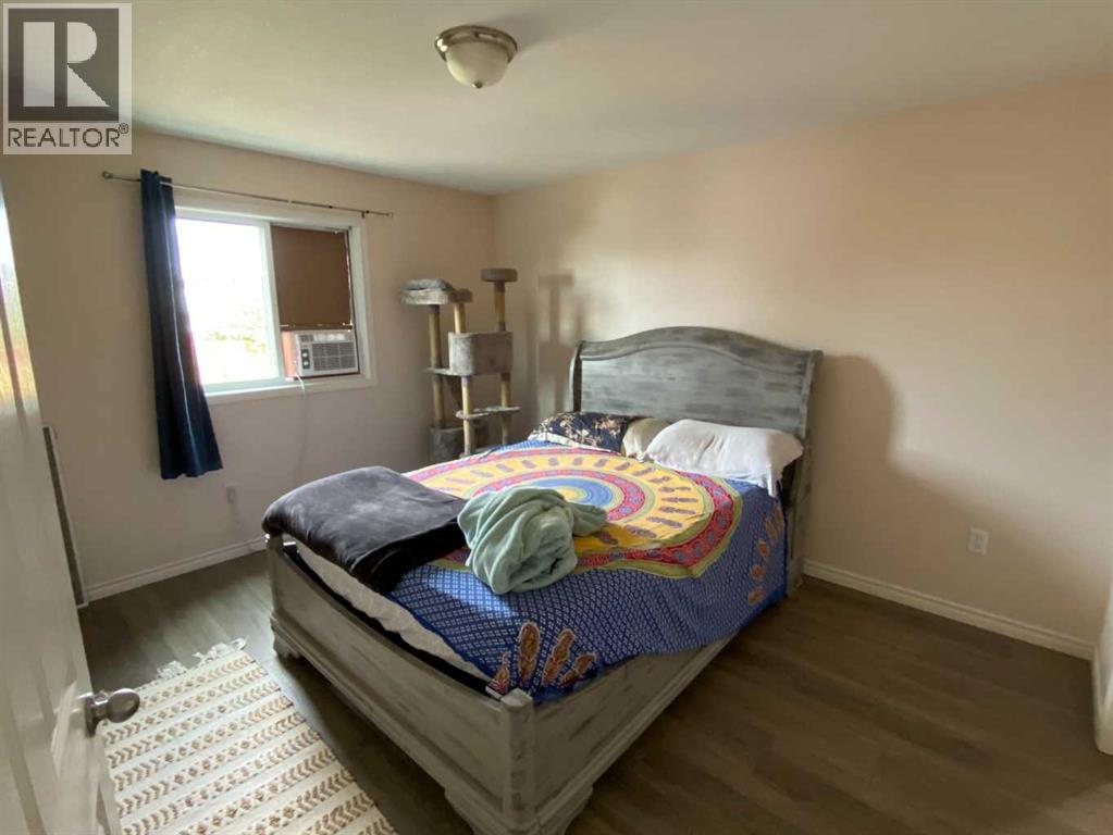 1708 2 Avenue E, Brooks, Alberta  T1R 1K3 - Photo 6 - A2331049