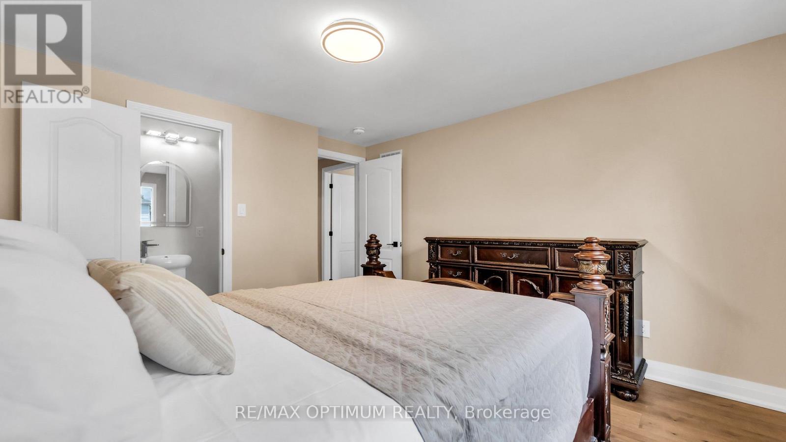 4 Lawnview Court, Brampton, Ontario  L7G 1T4 - Photo 19 - W13581778