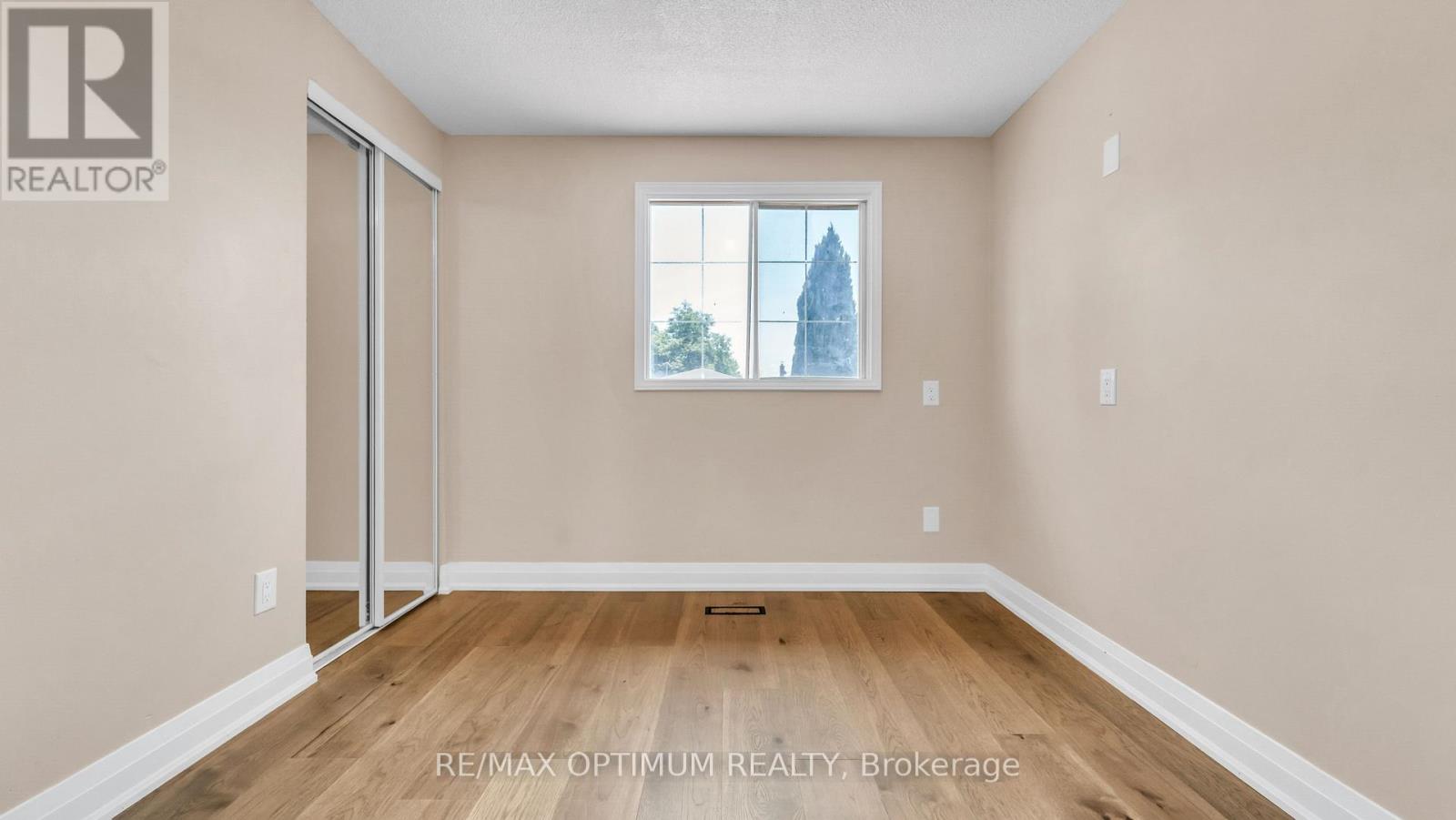 4 Lawnview Court, Brampton, Ontario  L7G 1T4 - Photo 27 - W13581778
