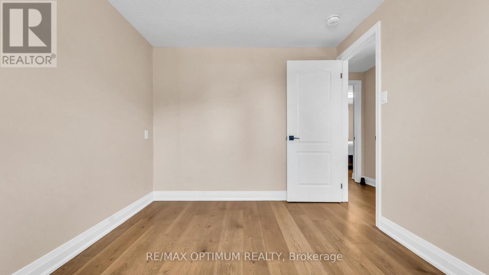 4 Lawnview Court, Brampton, Ontario  L7G 1T4 - Photo 31 - W13581778