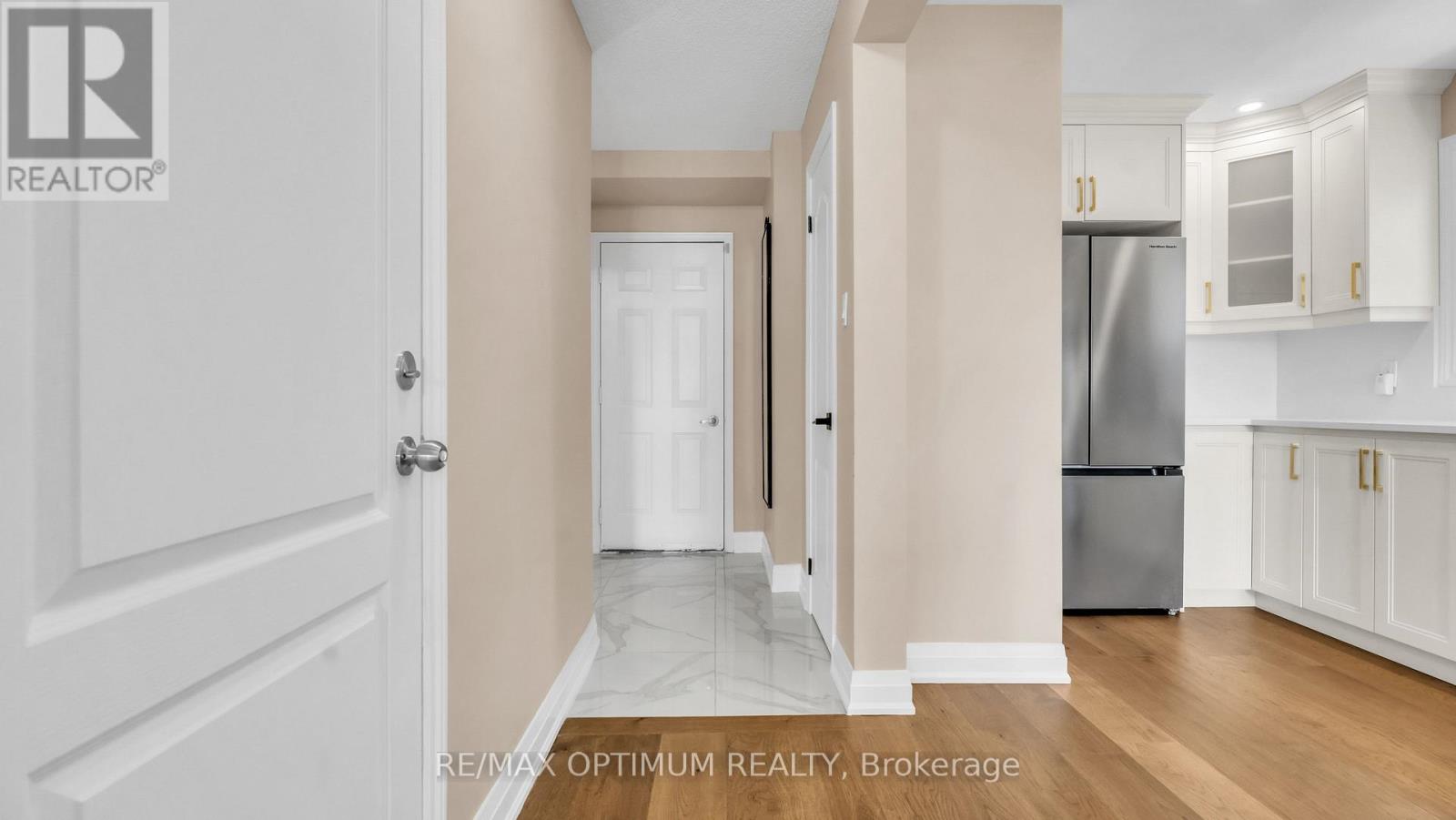 4 Lawnview Court, Brampton, Ontario  L7G 1T4 - Photo 14 - W13581778