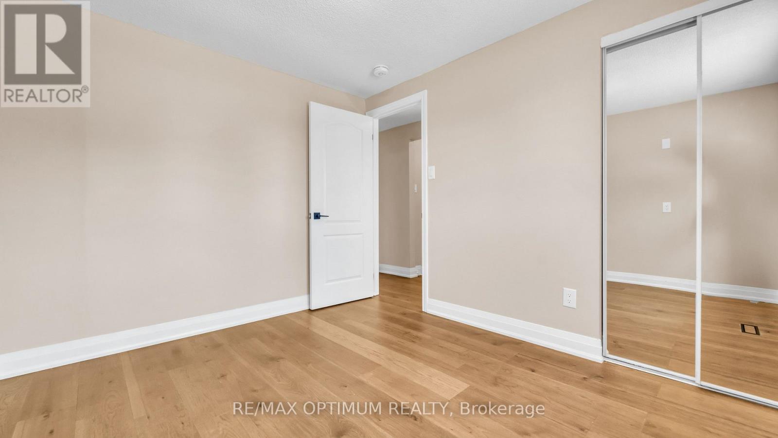 4 Lawnview Court, Brampton, Ontario  L7G 1T4 - Photo 28 - W13581778