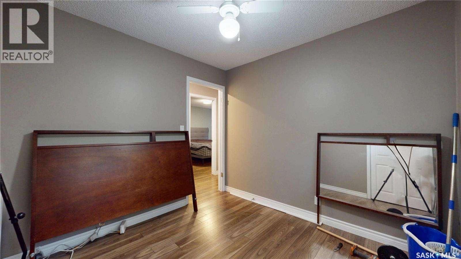 6 Higgins Bay, Regina, Saskatchewan  S4R 6B6 - Photo 31 - SK043411