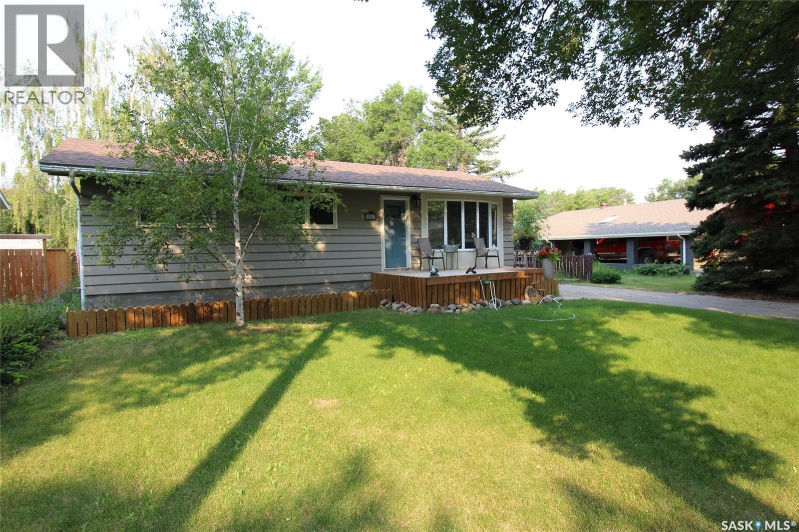 851 2nd Street E, Shaunavon, Saskatchewan  S0N 2M0 - Photo 26 - SK032391