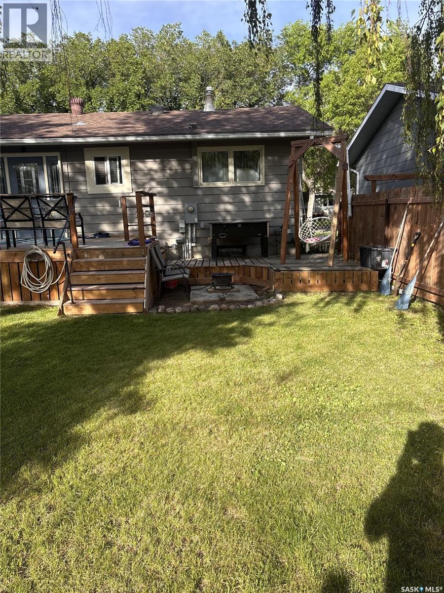 851 2nd Street E, Shaunavon, Saskatchewan  S0N 2M0 - Photo 39 - SK032391