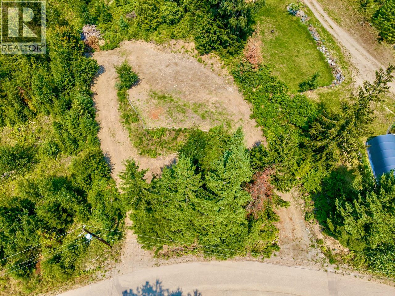 7879 Pine Avenue Lot# 70, Anglemont, British Columbia V0E 1M8 - Photo 4 - 10394221