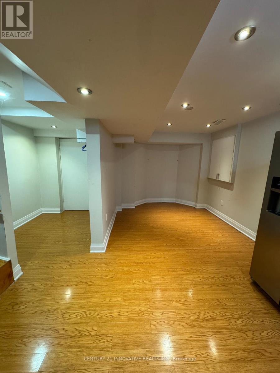 3674 Freeman Terrace, Mississauga, Ontario  L5M 6Z3 - Photo 4 - W13596730