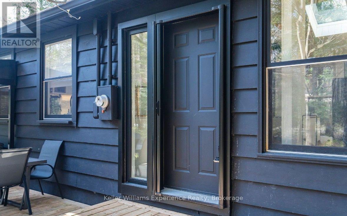 1 Sundown Road, Tiny, Ontario  L0L 2J0 - Photo 4 - S13597540
